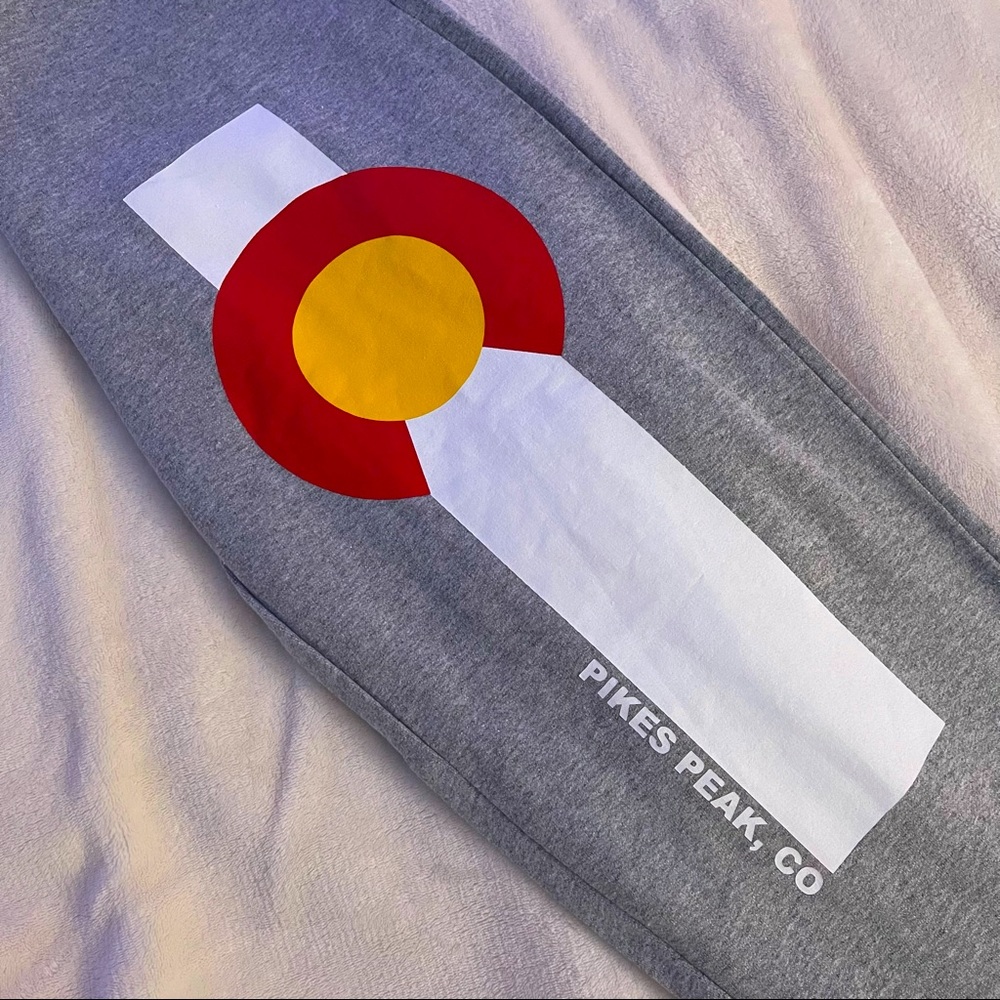 Gildan Size Small Colorado Pikes Peak Sweatpants